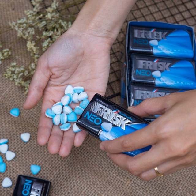 Frisk Neo Peppermint kẹo ngậm BJ bạc hà thơm mát, tăng hưng phấn