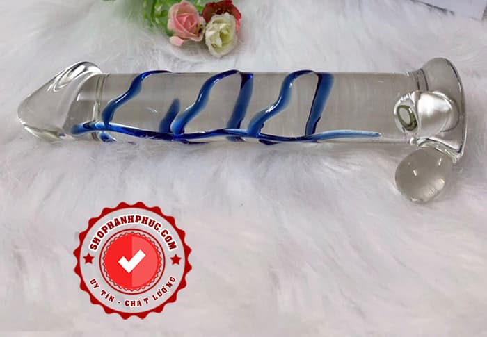 Mabel Cytal chim giả gắn tường thủy tinh trong suốt siêu thực Mabel Cytal chim giả gắn tường thủy tinh trong suốt siêu thực