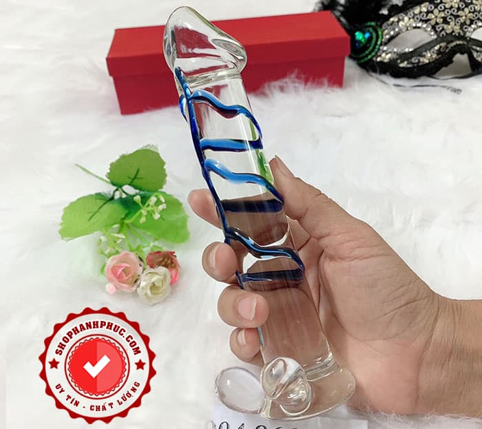 Mabel Cytal chim giả gắn tường thủy tinh trong suốt siêu thực Mabel Cytal chim giả gắn tường thủy tinh trong suốt siêu thực