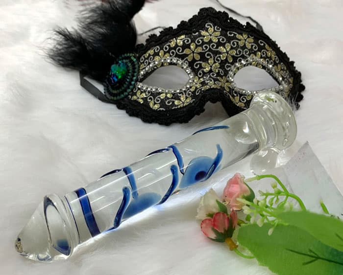 Mabel Cytal chim giả gắn tường thủy tinh trong suốt siêu thực Mabel Cytal chim giả gắn tường thủy tinh trong suốt siêu thực